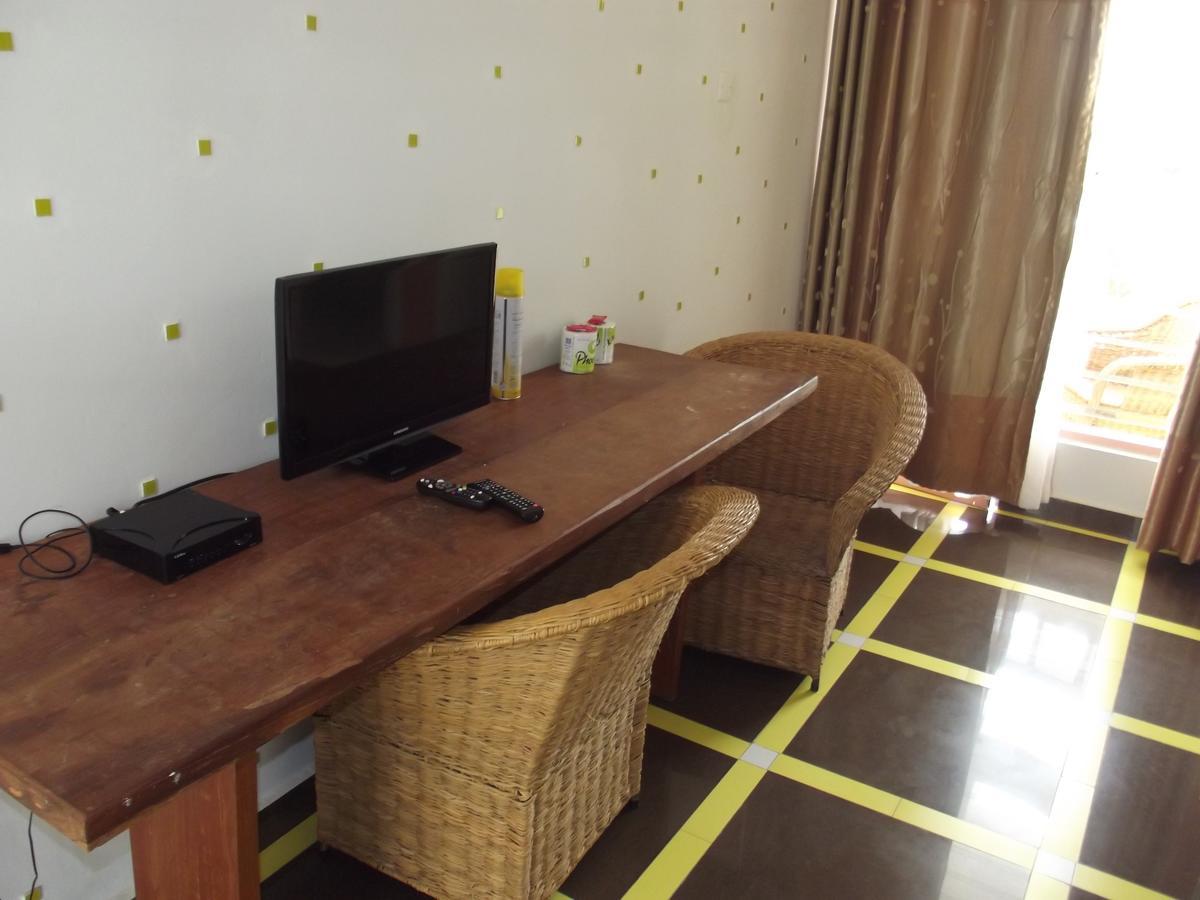 Peacock Park Hotel Ukunda Kültér fotó