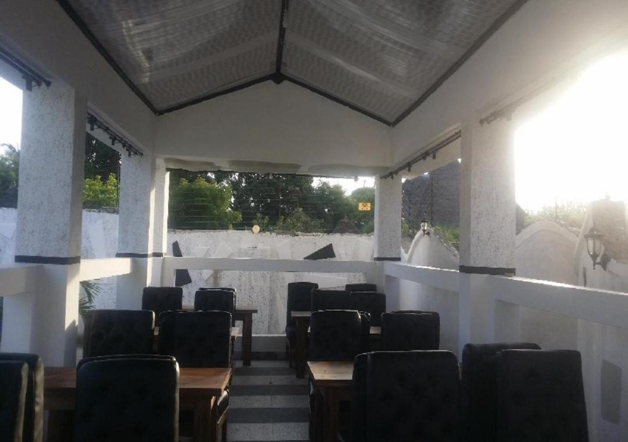 Peacock Park Hotel Ukunda Kültér fotó
